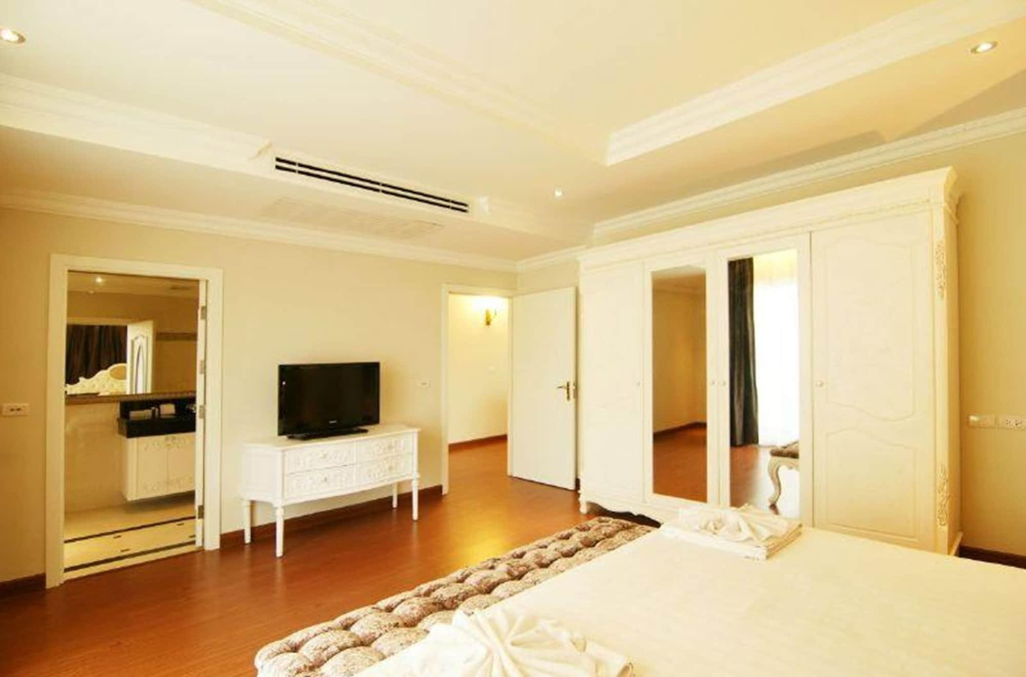Lk Legend Hotel Pattaya Eksteriør billede